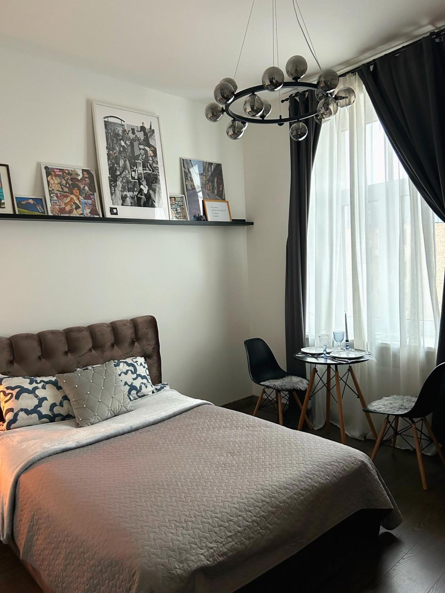 Bonnie & Clyde'S Hideout Apartman Riga Kültér fotó
